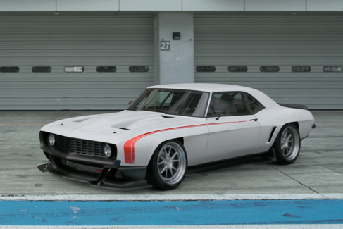File:Chevrolet Camaro 1969 Race-Mod (GT7, White).jpg