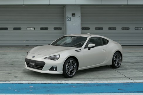 File:Subaru BRZ S '15 (GT7, Crystal White Pearl).jpg