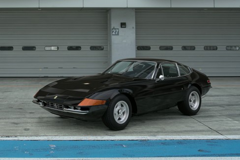 File:Ferrari 365 GTB4 '71 (GT7, Nero).jpg
