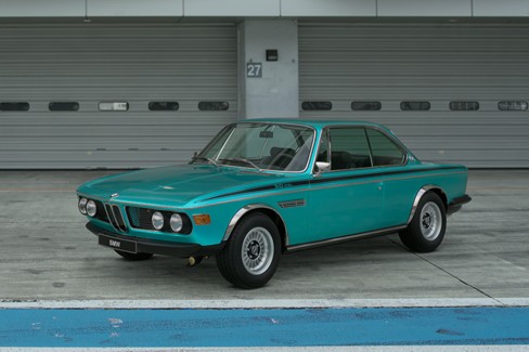 File:BMW 3.0 CSL '71 (GT7, Turquoise Metallic).jpg