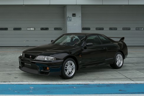 File:Nissan Skyline GT-R V・spec (R33) '97 (GT7, Black).jpg