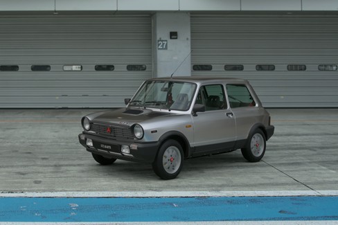 File:Autobianchi A112 Abarth '85 (GT7, Grigio Metallizzato).jpg