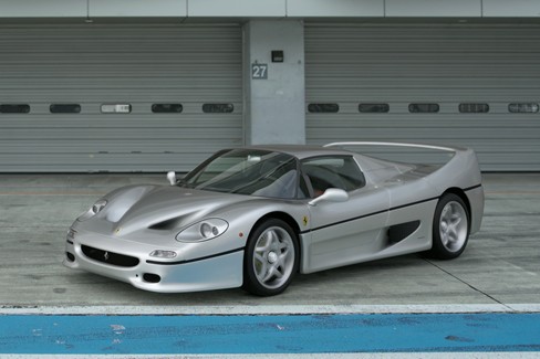 File:Ferrari F50 '95 (GT7, Argento Nürburgring).jpg