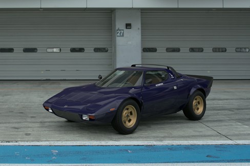 File:Lancia Stratos '73 (GT7, Blu).jpg