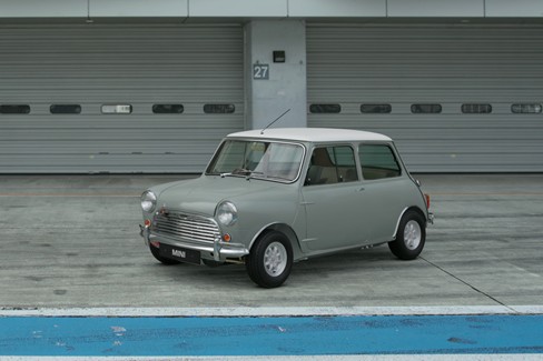 File:Mini Cooper S '65 (GT7, Smoke Grey).jpg