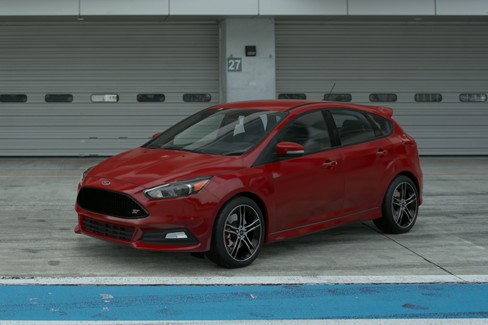 File:Ford Focus ST '15 (GT7, Race Red).jpg