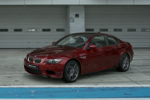 File:BMW M3 '07 (GT7, Melbourne Rot Metallic).jpg