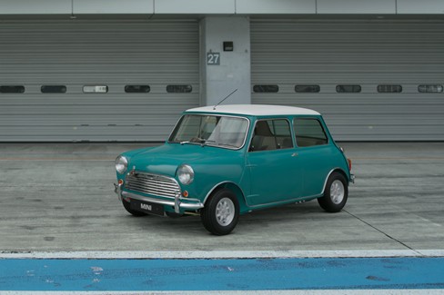File:Mini Cooper S '65 (GT7, Surf Blue).jpg