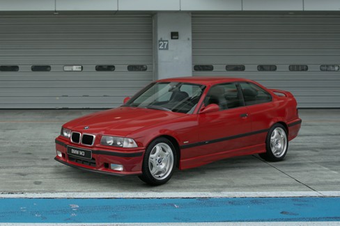 File:BMW M3 '97 (GT7, Bright Red).jpg