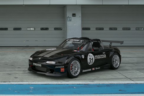 File:Mazda Roadster Touring Car (GT7, Black).jpg