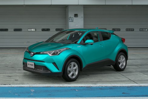 File:Toyota C-HR S '18 (GT7, Radiant Green Metallic).jpg