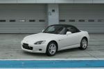 Grand Prix White